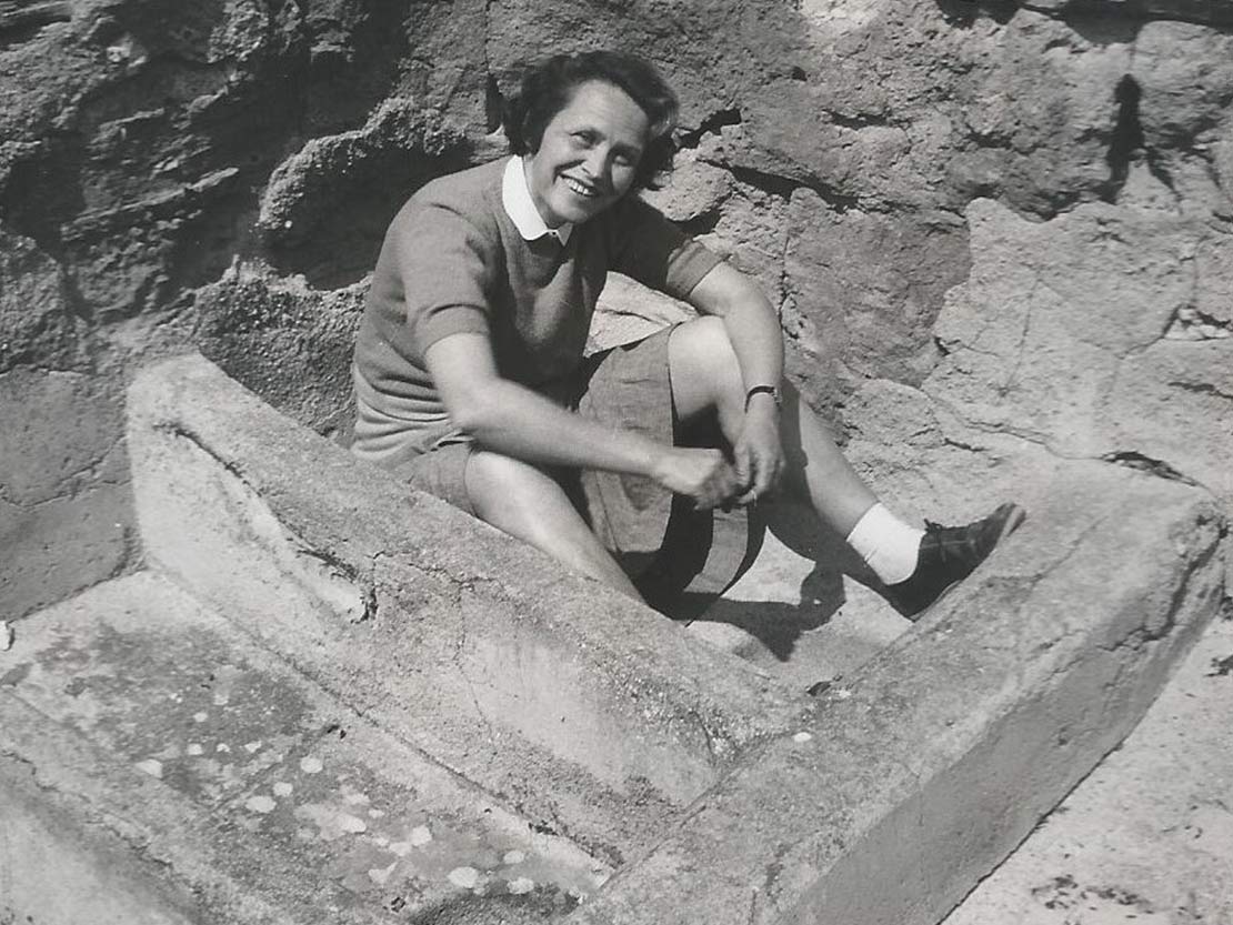 Sara Immerwahr in Aegina, 1956