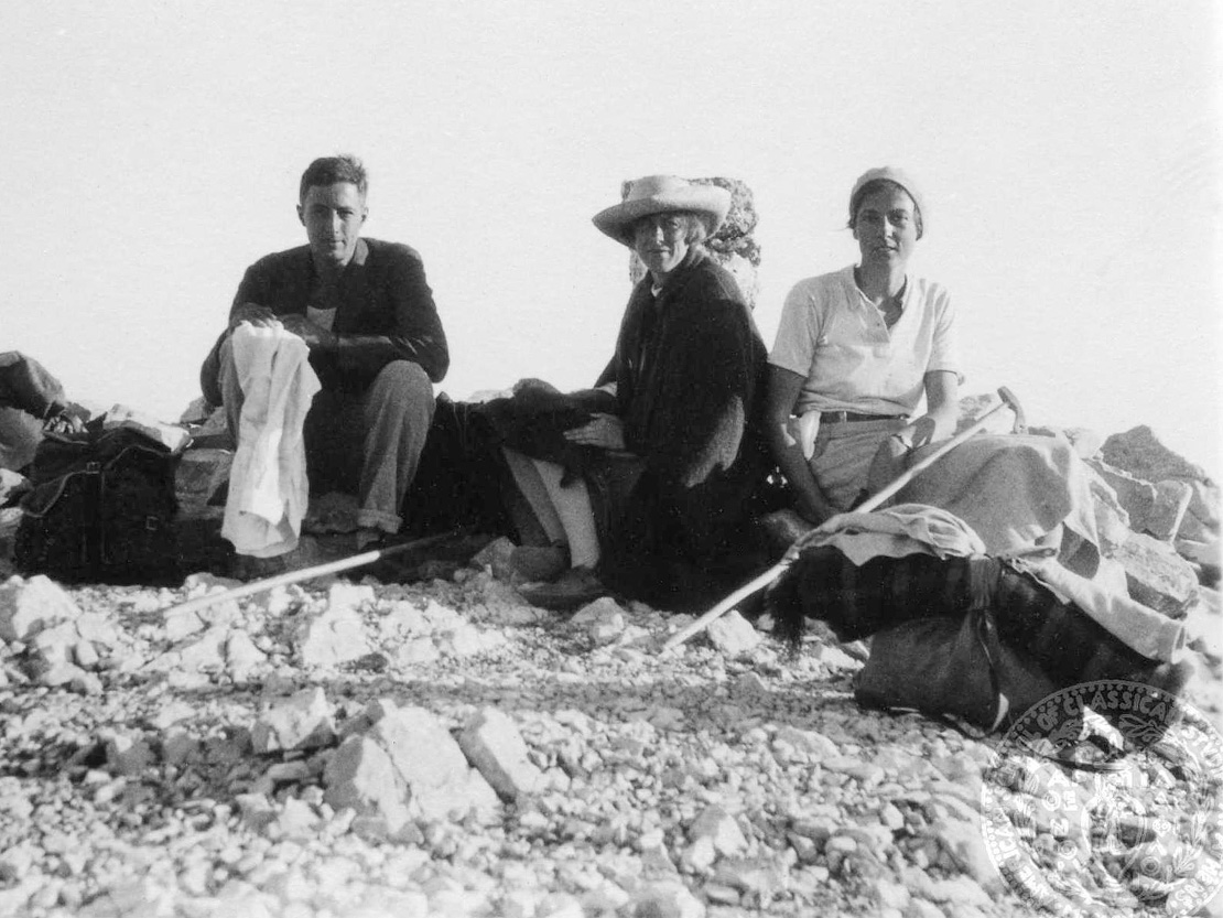 Virginia Grace (far right), with Eugene Vanderpool and Lucy Shoe in Parnassos in 1932