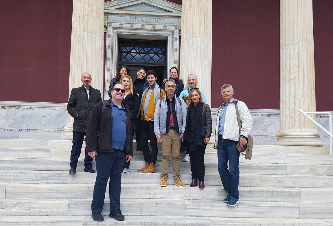 Μεταπτυχιακοί φοιτητές από το Τμήμα Ιταλικών Σπουδών του Πανεπιστημίου Αθηνών στα Αρχεία της Αμερικανικής Σχολής