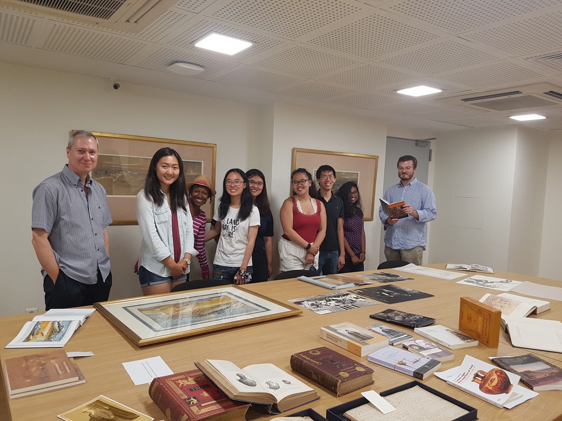 University of Chicago Students Visit the ASCSA Archives