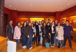 Το Α’ Λύκειο Βουλιαγμένης επισκέπτεται τη Γεννάδειο Βιβλιοθήκη