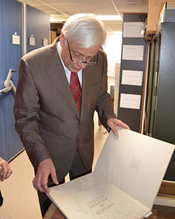 Greek President Tours the Gennadius Library